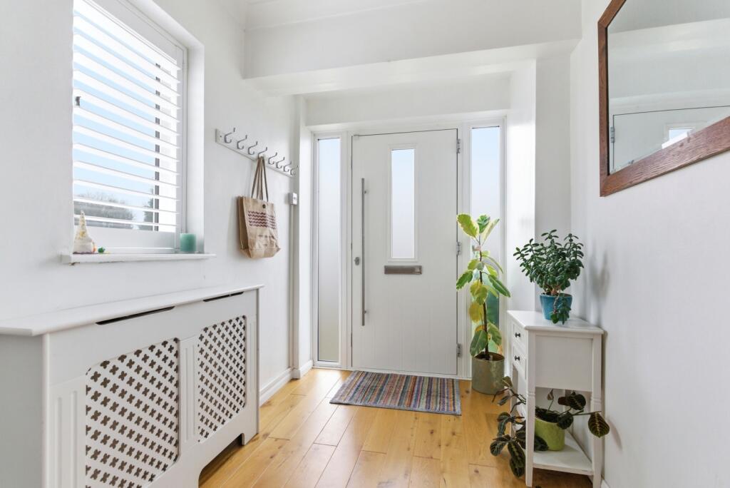 Additional image 12 of Evans Grove, St. Albans, Hertfordshire, AL4