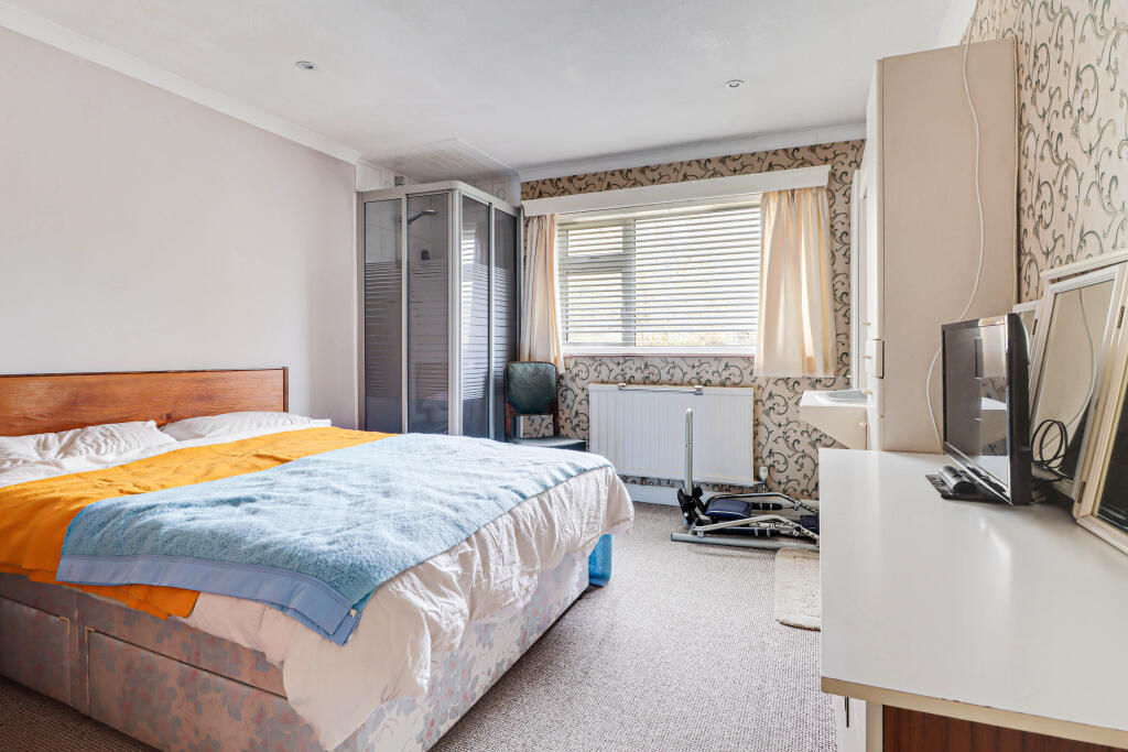 Additional image 9 of Ridgewood Drive, Harpenden, Hertfordshire, AL5