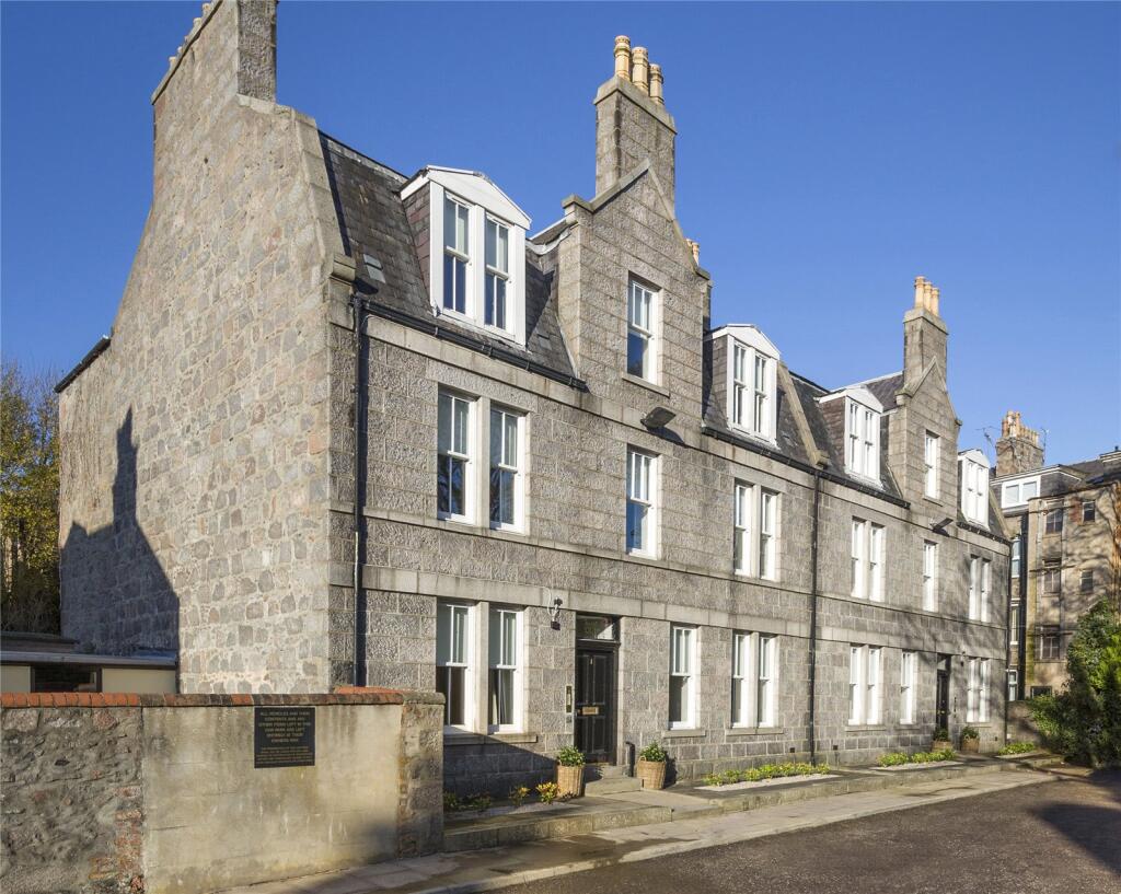 Grosvenor Terrace, Aberdeen, AB25