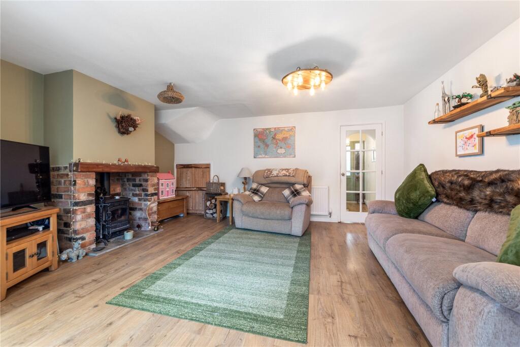 Additional image 4 of Robins Hill Drive, Alvechurch, Birmingham, Worcestershire, B48