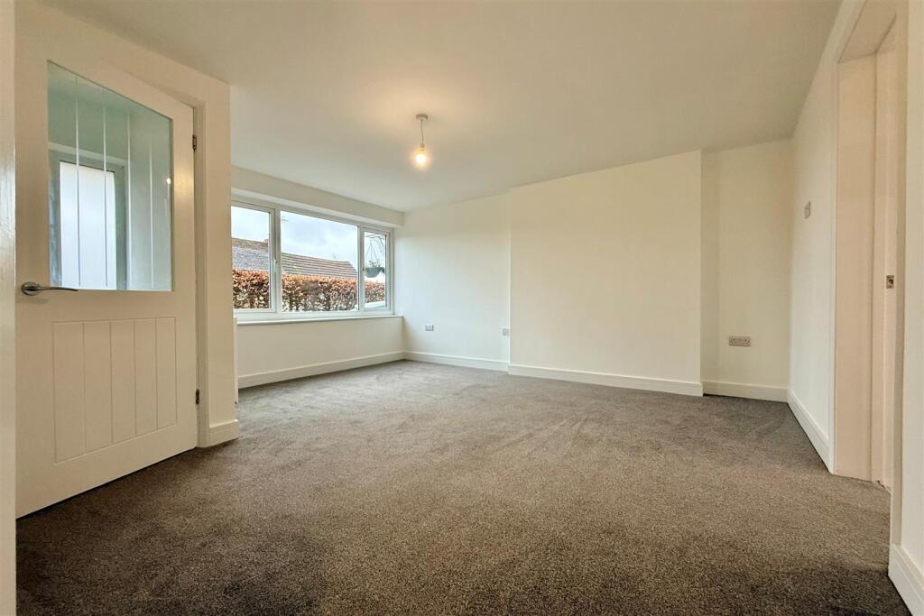 Additional image 5 of Fairfield Grove, Halesowen