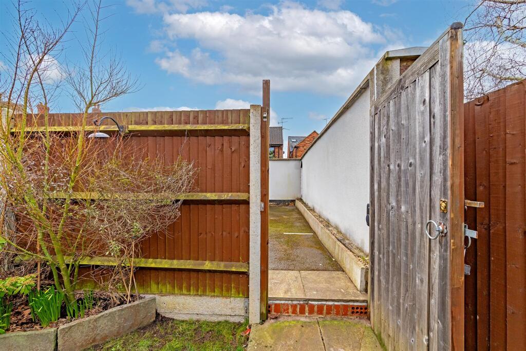 Additional image 21 of Folly Lane, St. Albans