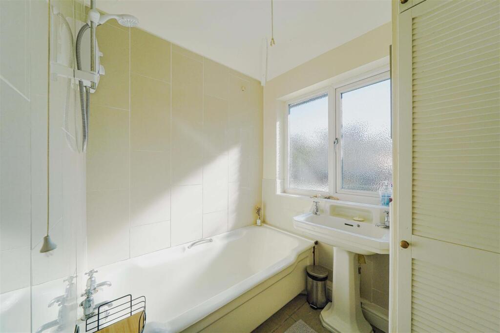 Additional image 16 of Billesley Lane, Moseley, Birmingham