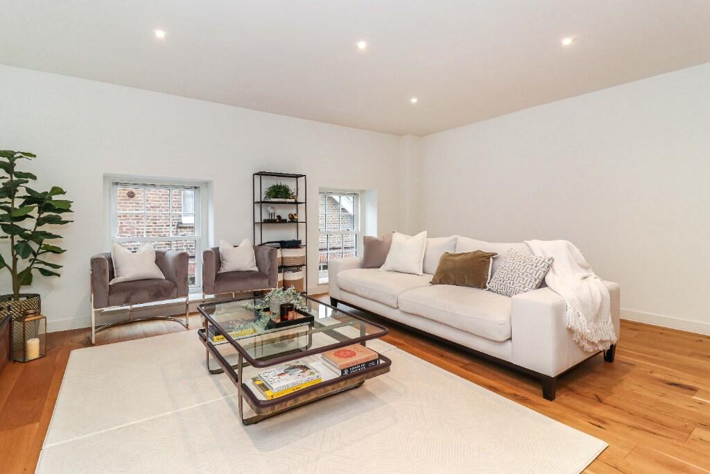 Additional image 20 of Oak Tree Gardens, St. Albans, Hertfordshire, AL1