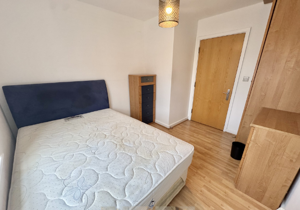 Additional image 4 of Point 3