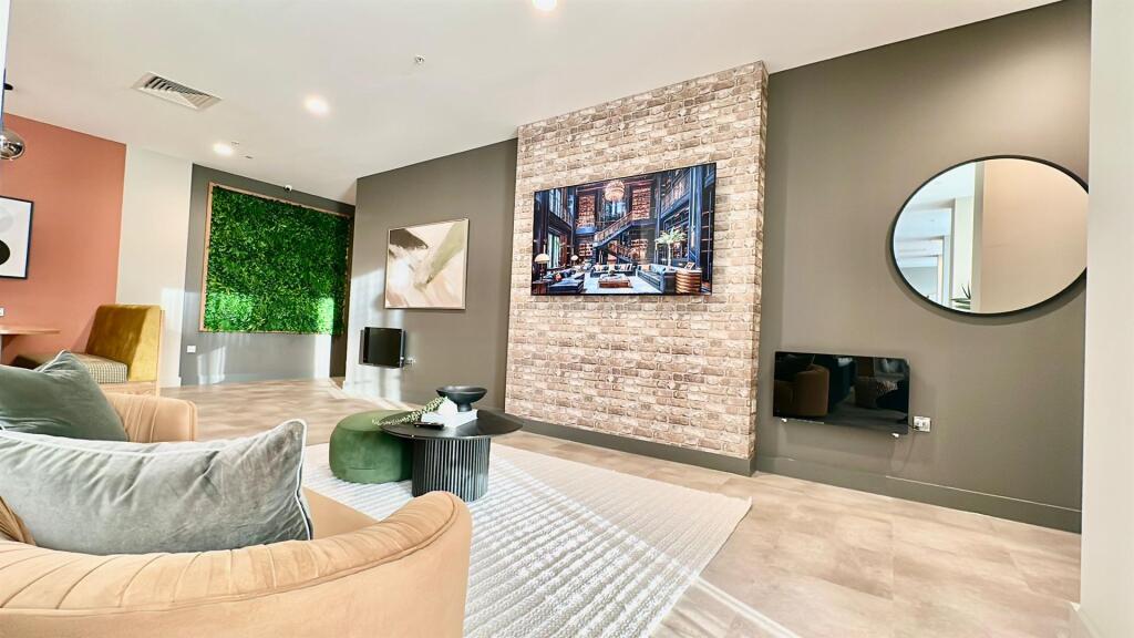 Additional image 14 of BRAND NEW APARTMENT- Boulevard Plaza, Birmingham, B5