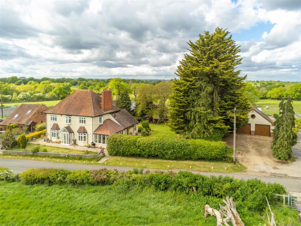 Grimpits Lane, Headley Heath
