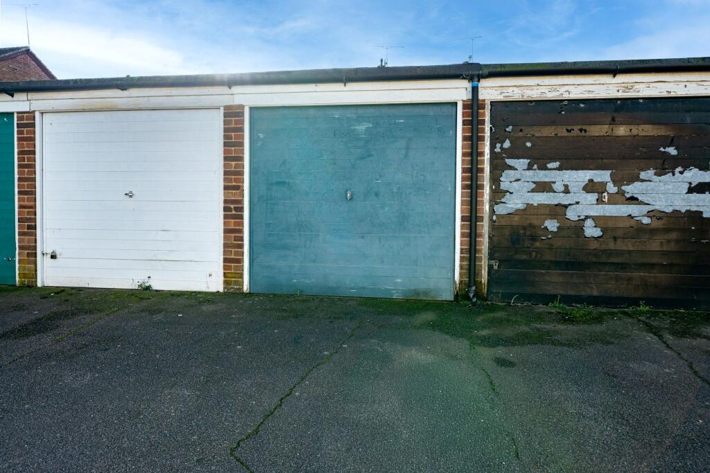 Additional image 14 of High Street, Markyate, AL3