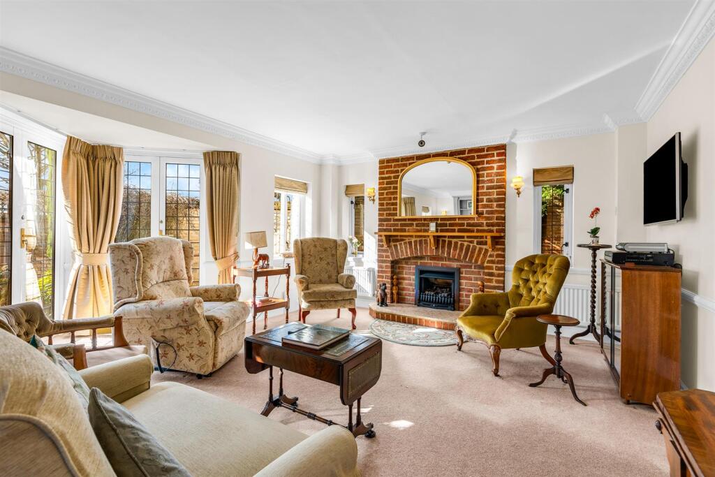 Additional image 10 of Wendover Court, Welwyn