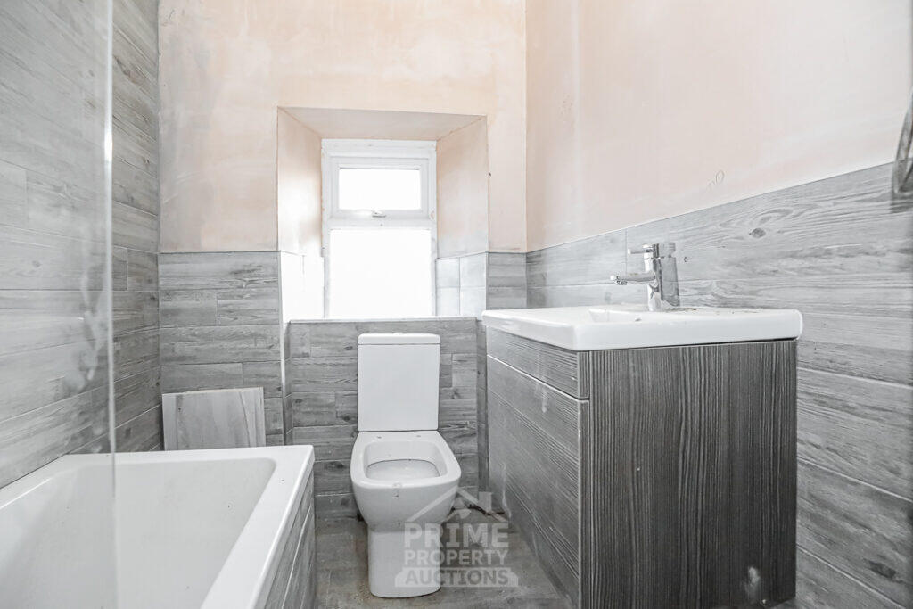 Additional image 17 of 48 South Street, Aberchirder, AB54 7TS