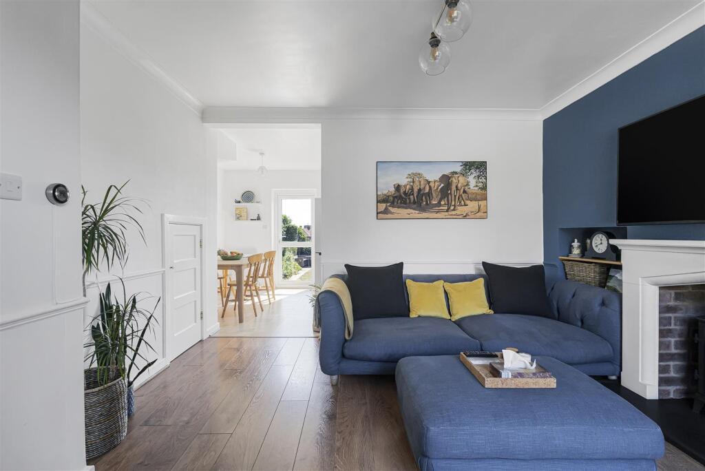 Additional image 7 of Barnfield Road, Welwyn Garden City