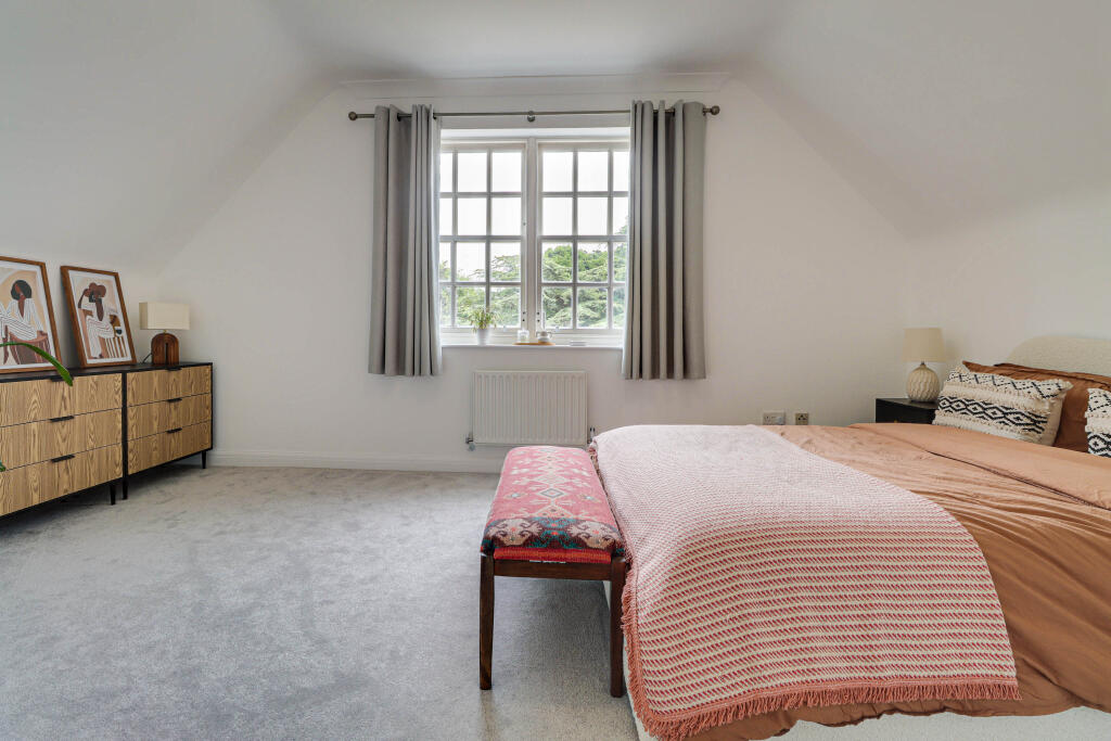 Additional image 8 of Boyes Crescent, London Colney, AL2