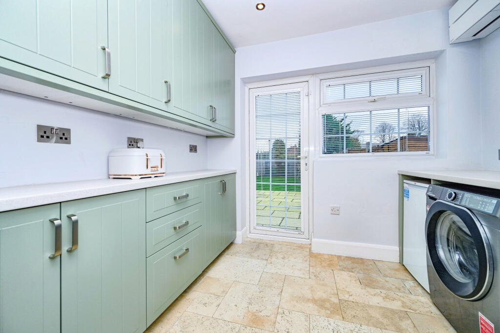 Additional image 6 of Caledon Road, St. Albans, AL2