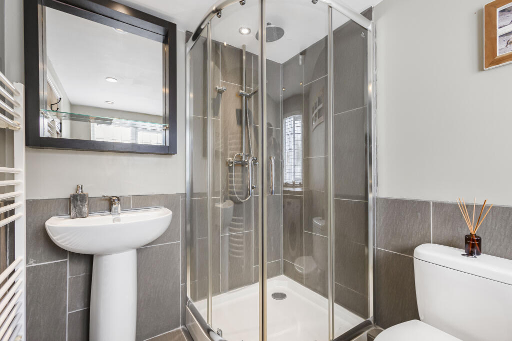 Additional image 16 of Tewin Hill, Tewin, Welwyn, AL6 0LJ