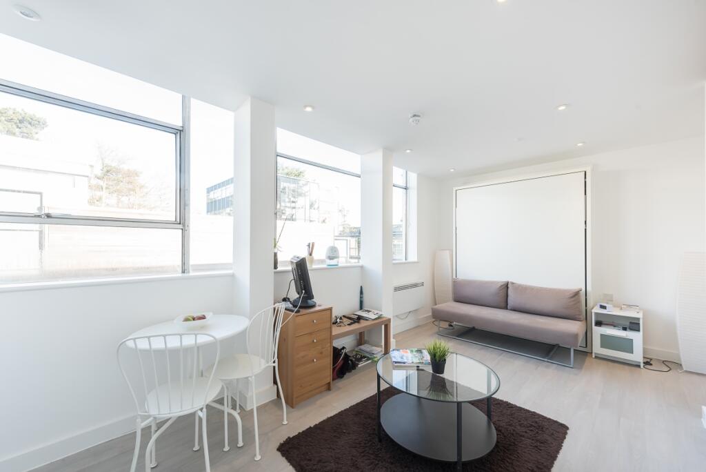 Additional image 8 of Hatfield Road Newsom Place AL1