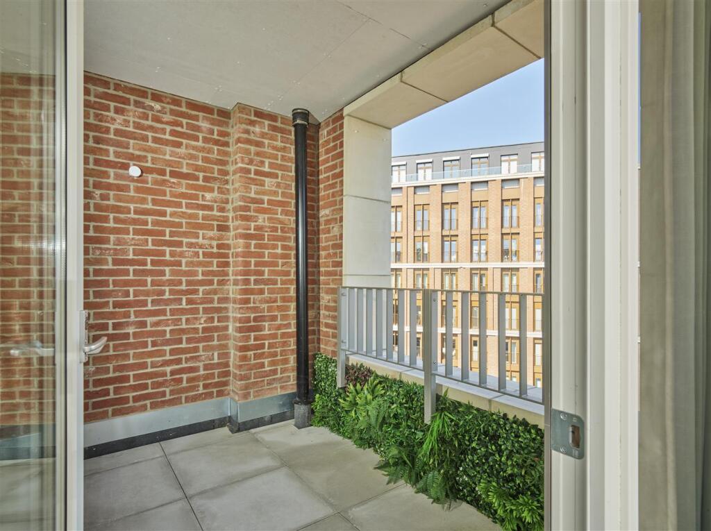 Additional image 11 of Plot 55 Verla Penthouse Grosvenor Road, St. Albans, AL1