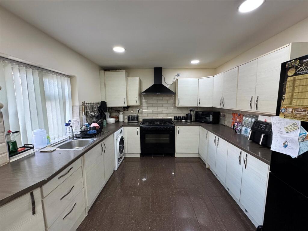 Additional image 3 of Fosbrooke Road, Birmingham, West Midlands, B10