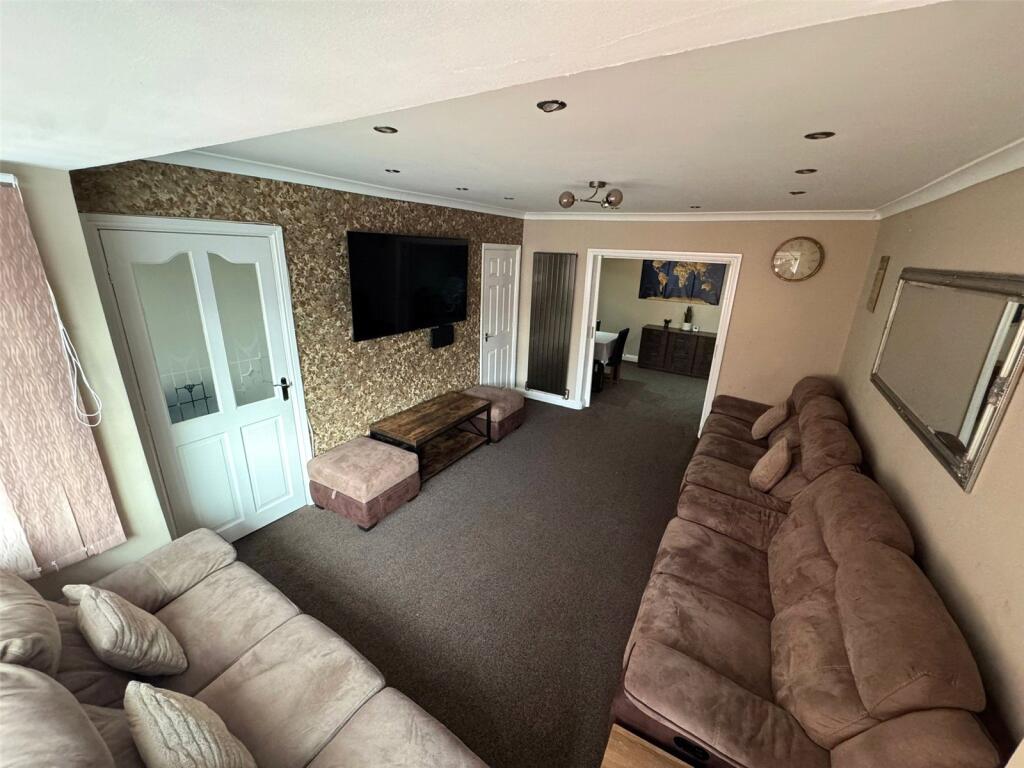 Additional image 4 of Fosbrooke Road, Birmingham, West Midlands, B10