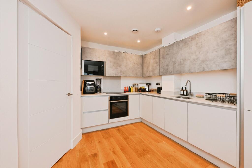 Additional image 6 of Bridge Road East, Welwyn Garden City