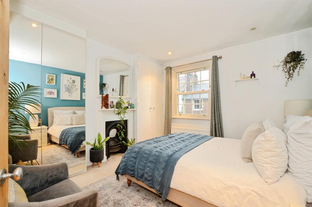 Additional image 8 of Cravells Road, Harpenden