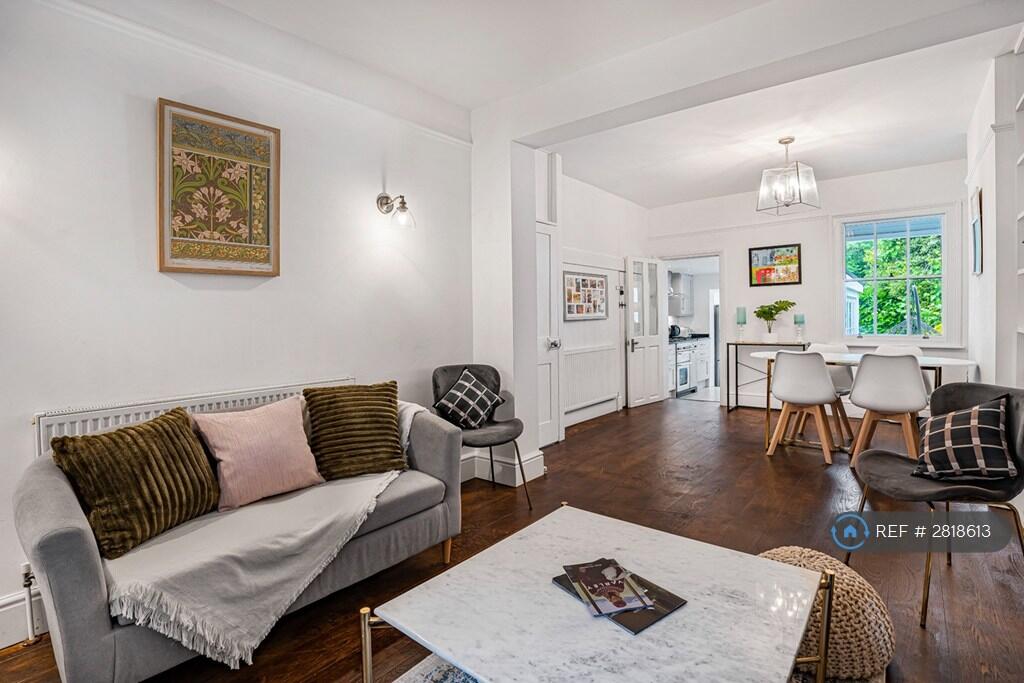 Additional image 23 of Fishpool St, St Albans, AL3