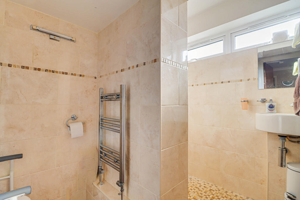 Additional image 6 of Ridgewood Drive, Harpenden, Hertfordshire, AL5