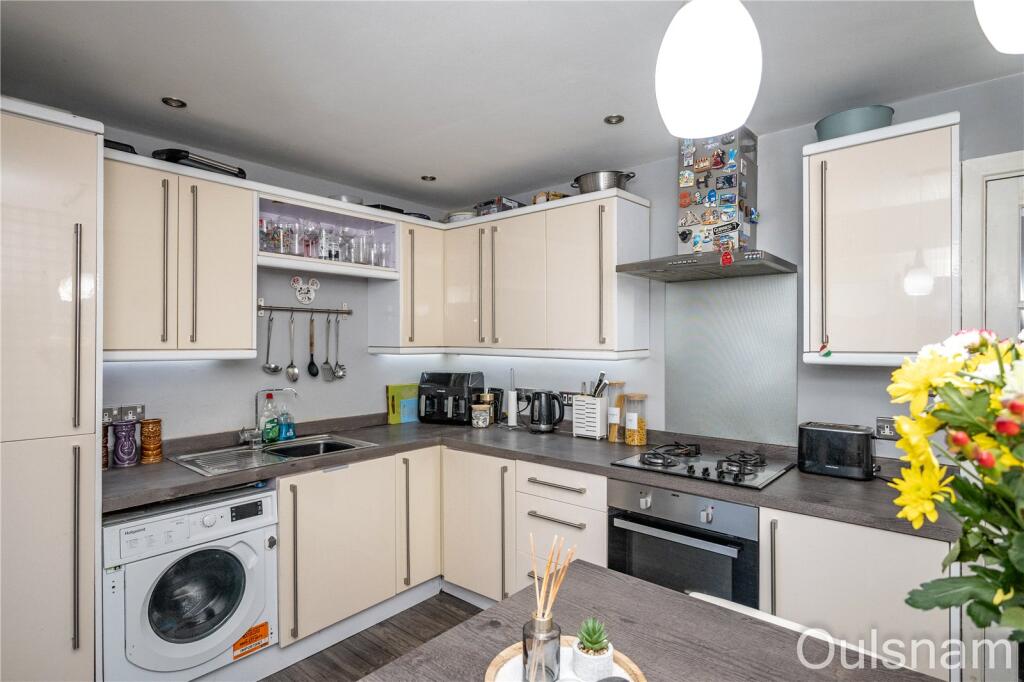 Additional image 5 of Mayfield Close, Catshill, Bromsgrove, Worcestershire, B61