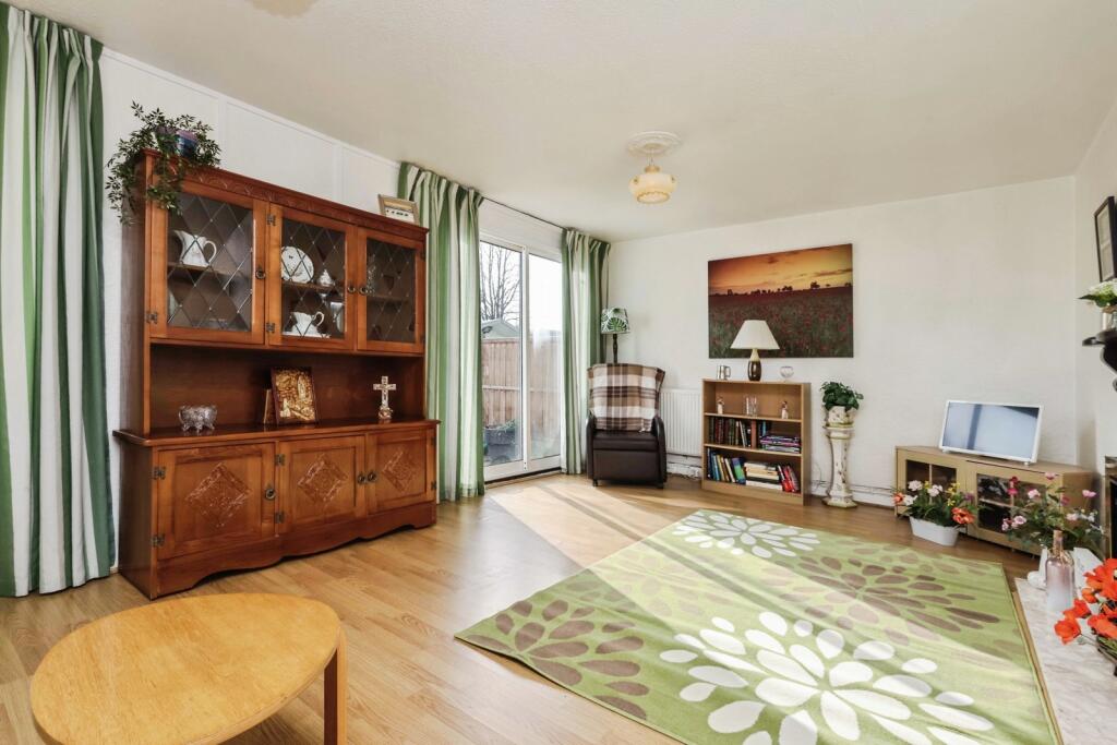 Additional image 3 of Redwood Croft, Birmingham, West Midlands, B14