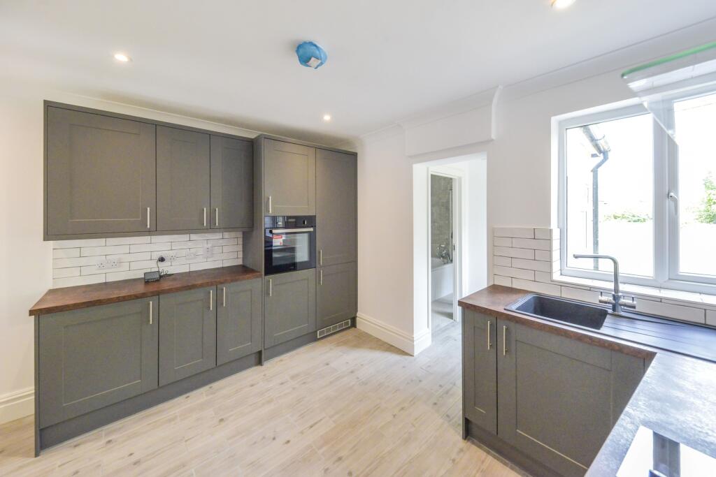 Additional image 10 of Folly Lane, AL3