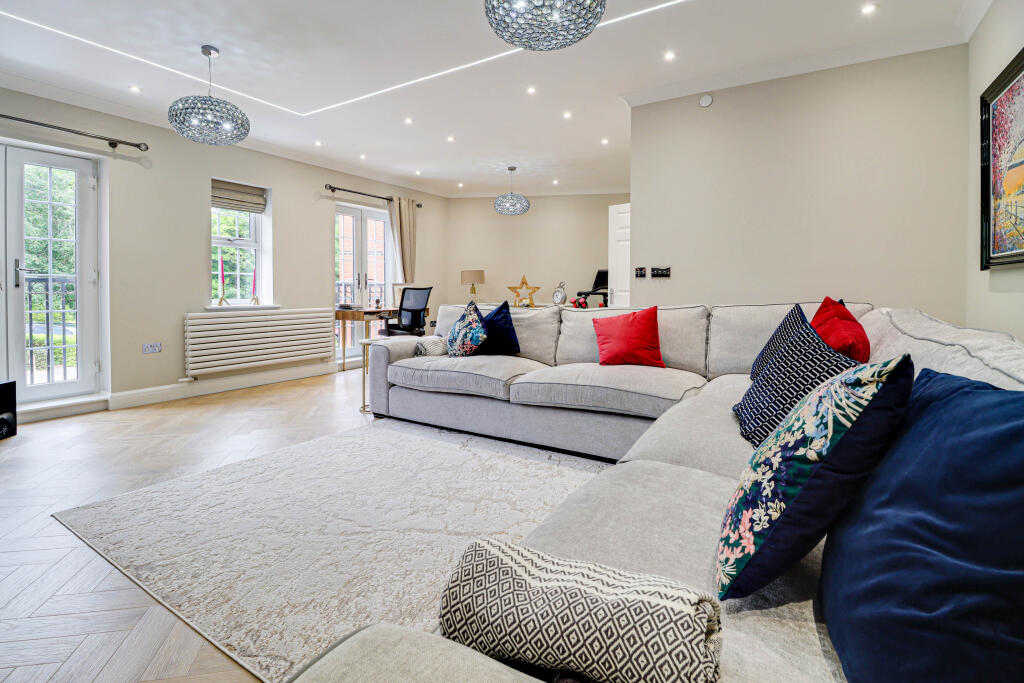 Additional image 7 of Boyes Crescent, Napsbury Park, St. Albans, AL2