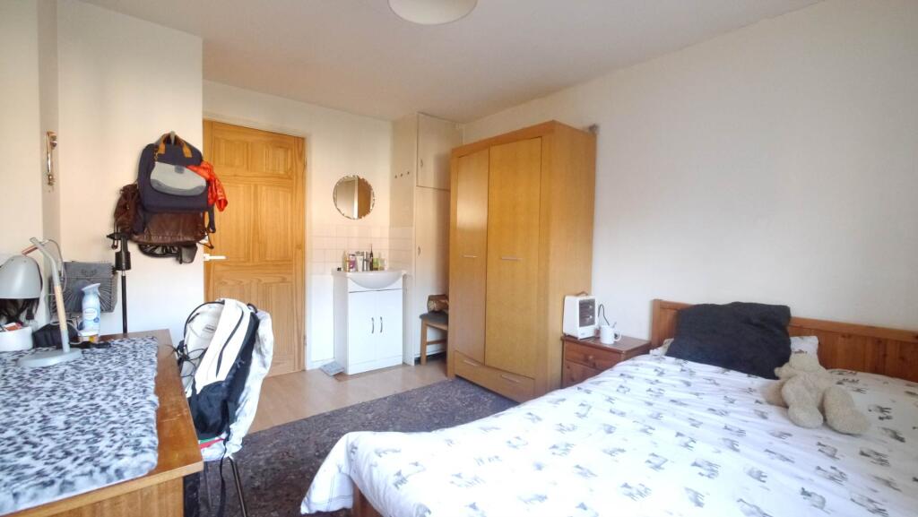 Additional image 8 of High Dells, Hatfield