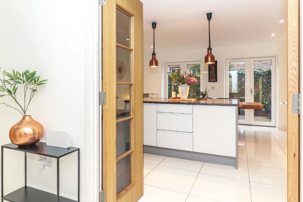 Additional image 13 of Oak Tree Gardens, St. Albans, Hertfordshire, AL1