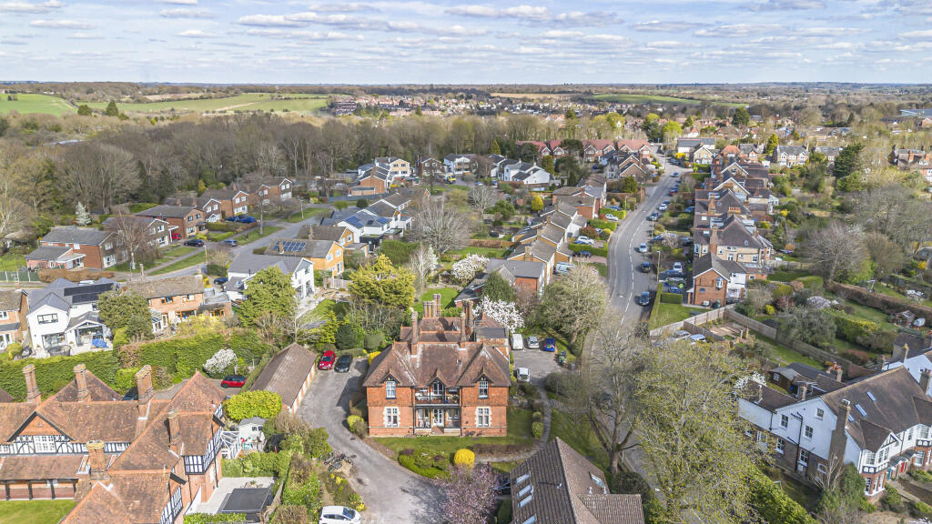 Additional image 25 of Akrill House, Hollybush Lane, Harpenden, Hertfordshire