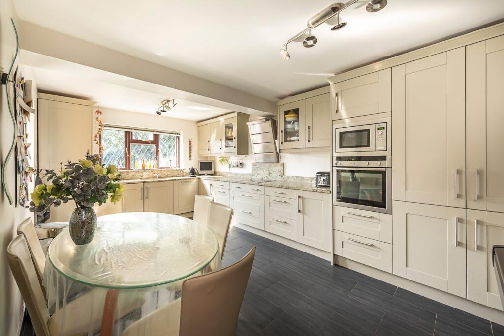 Additional image 16 of Old Orchard, Park Street, St Albans, Herts, AL2