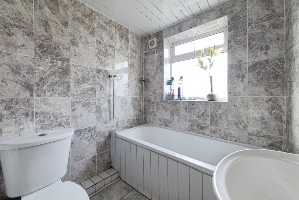 Additional image 10 of Fox Hollies Road, Hall Green, Birmingham