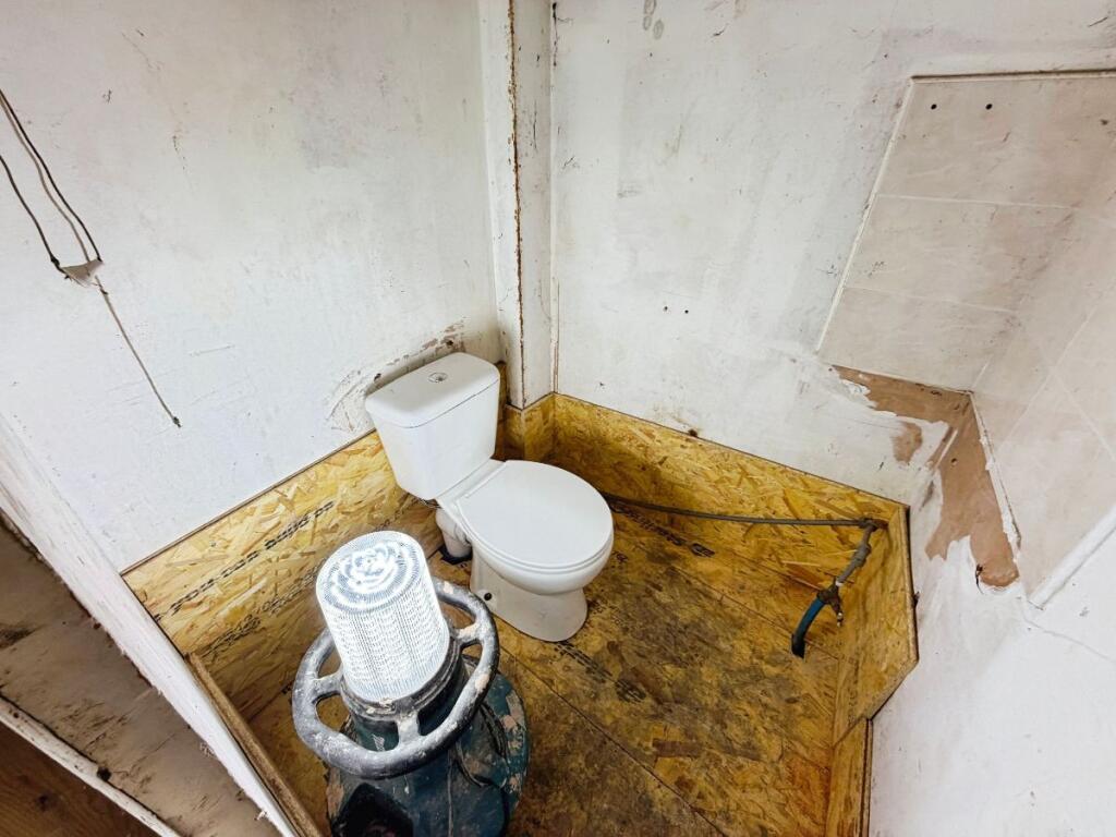 Additional image 4 of Unit To The Rear Of Windmill Hill, Halesowen