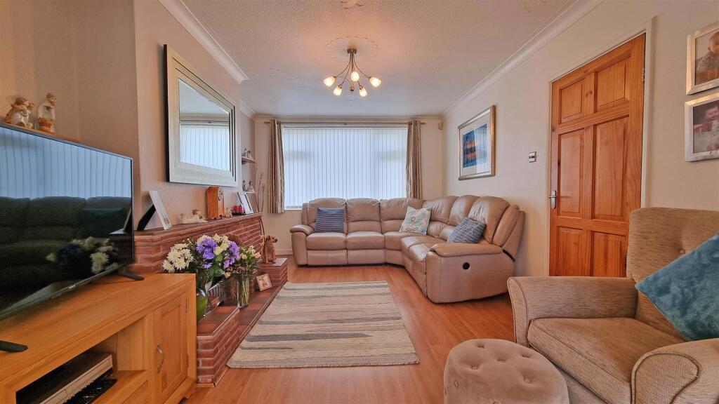 Additional image 19 of Lee Road, Hollywood