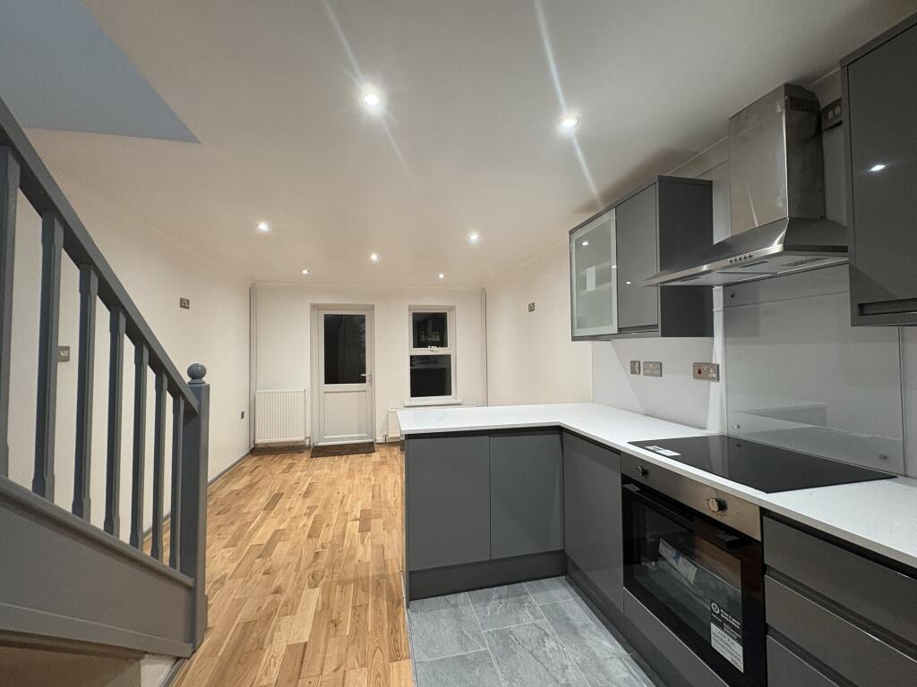 Additional image 3 of Sunbeam Way