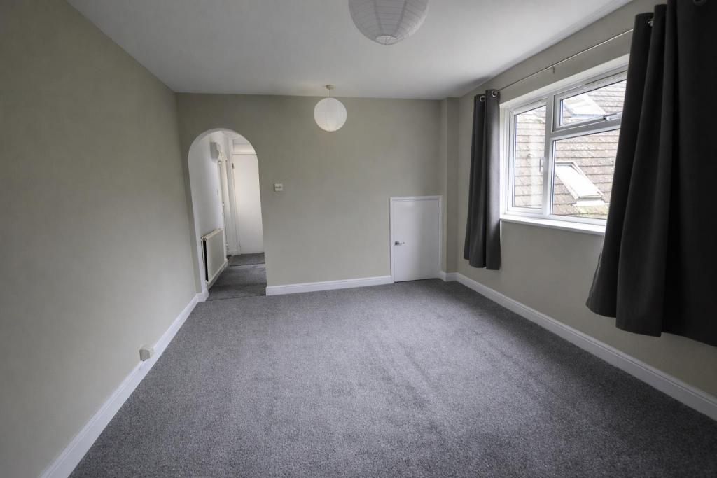 Additional image 3 of Redhall Close, Hatfield