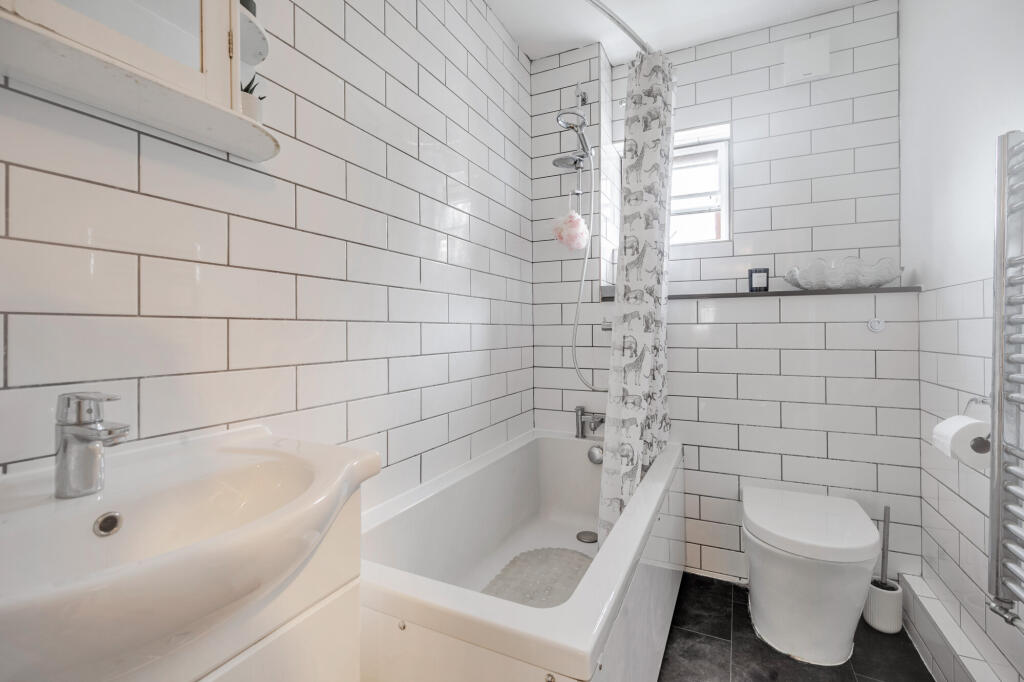 Additional image 5 of Pearces Walk, St. Albans, AL1