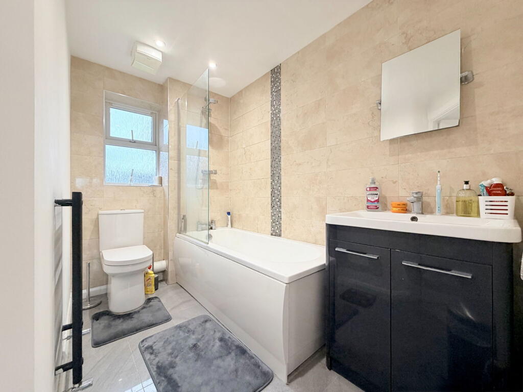 Additional image 4 of Lea Green Drive, Wythall, B47 6HD