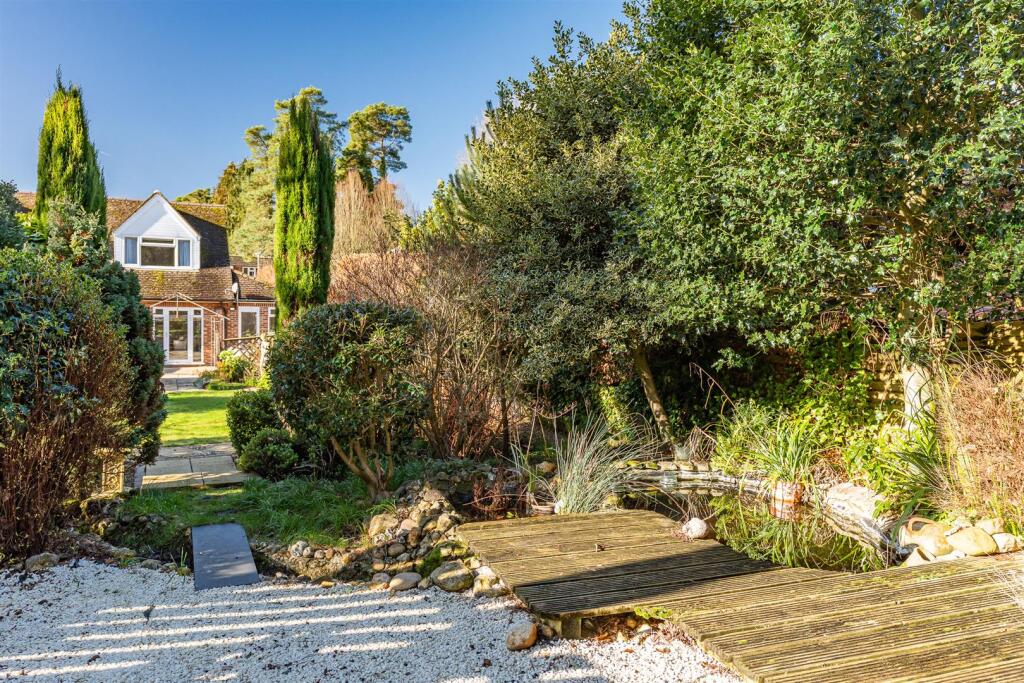 Additional image 27 of Canonsfield Road, Welwyn