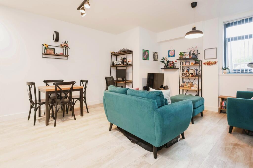 Additional image 17 of Wagon Lane, BIRMINGHAM