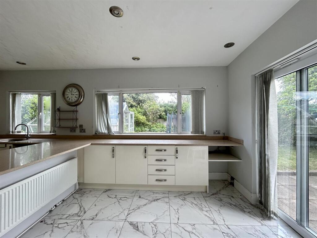 Additional image 4 of Western Avenue, Halesowen