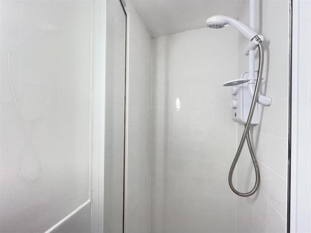 Additional image 6 of 18-20 Dawlish Road