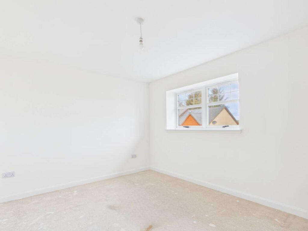 Additional image 8 of Hilton Avenue, Banff, AB45