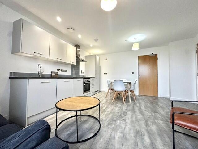 Additional image 5 of Equipoint, Yardley B25