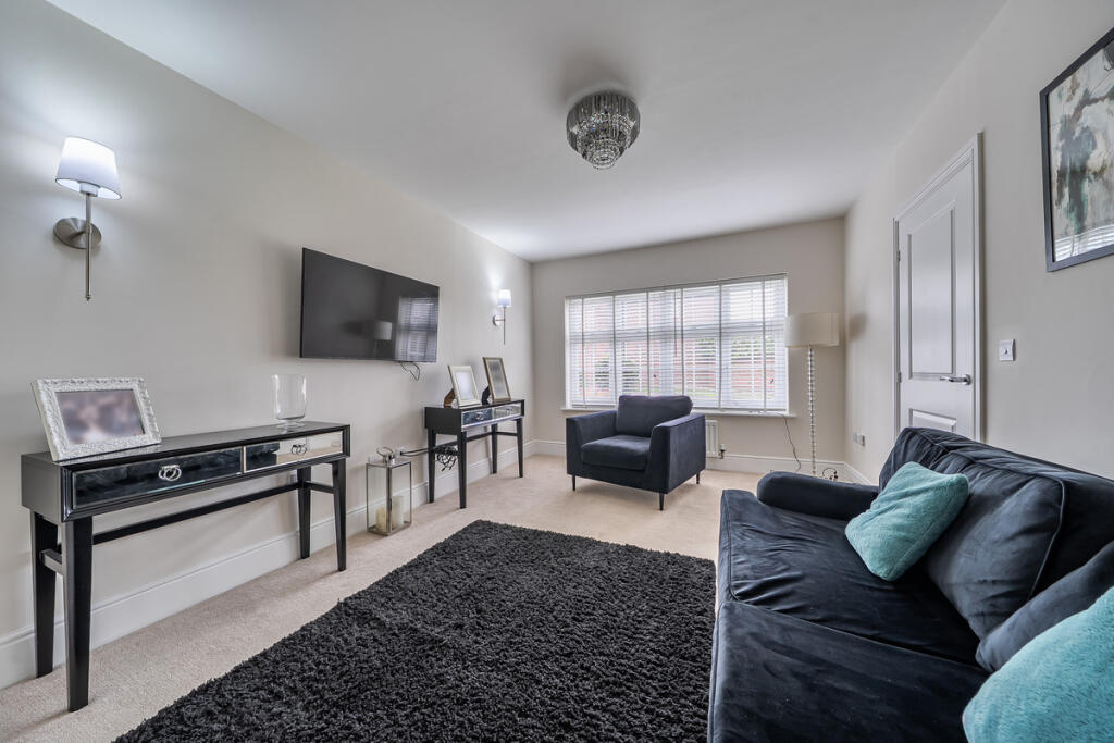 Additional image 20 of Engine Close, Bromsgrove, B60