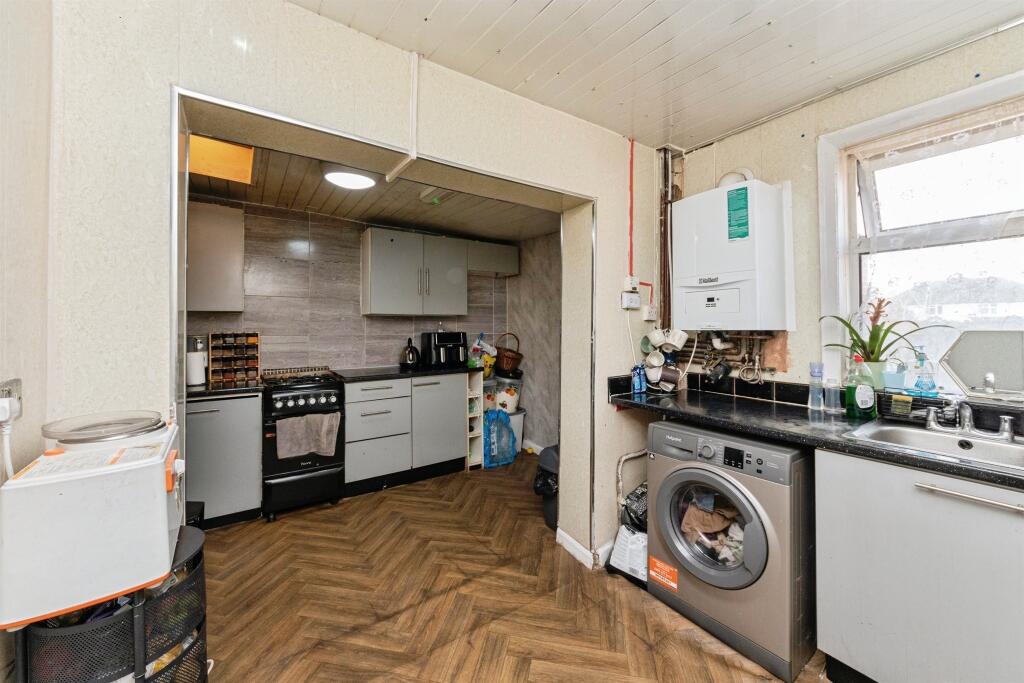 Additional image 11 of Fox Hollies Road, Hall Green, Birmingham