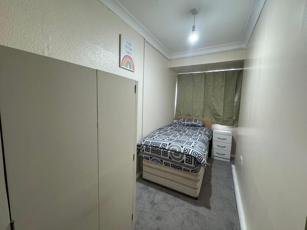 Additional image 5 of Rooms Available In Ryde Park Rd, B45